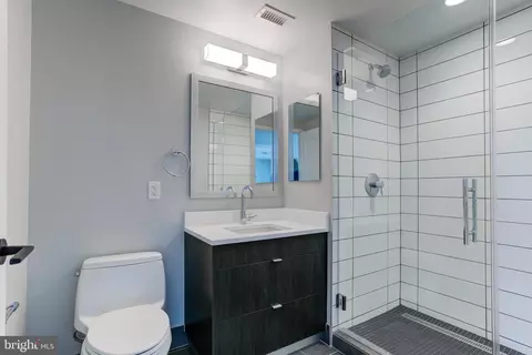 1300 4th St SE #908, Washington, DC 20003 photo 9