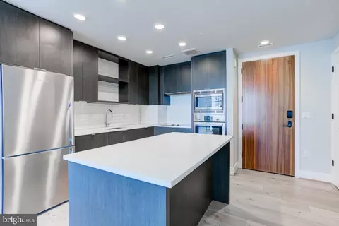 1300 4th St SE #908, Washington, DC 20003 photo 3