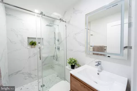 1714 Euclid St NW #2, Washington, DC 20009 photo 23