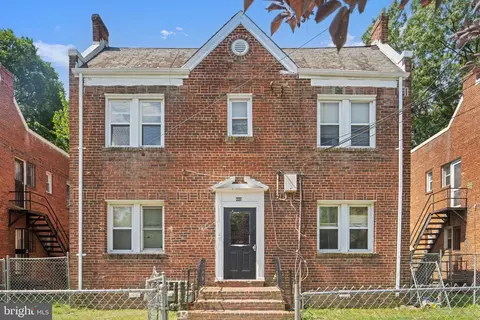 449 Mellon St SE, Washington, DC 20032