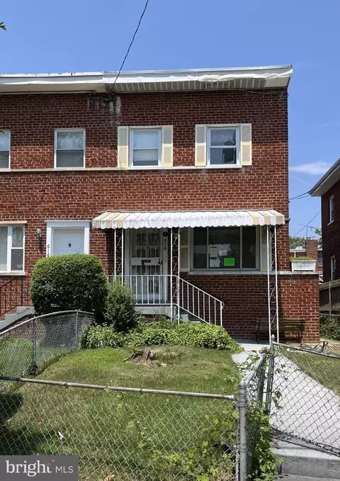 618 Galveston St SE, Washington, DC 20032