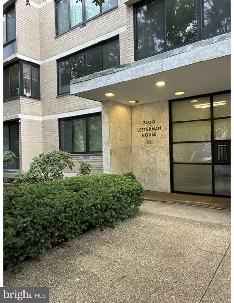 2030 F St NW #402, Washington, DC 20006