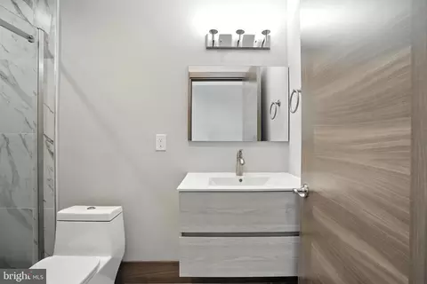 Bath - 2109 M St NE #8, Washington, DC 20002 photo 6 of 6