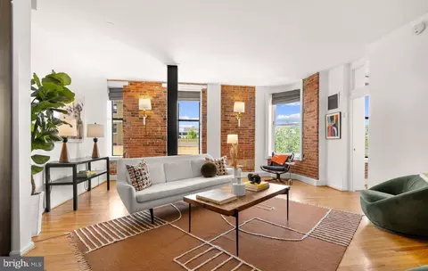 1615 Q St NW #301/303, Washington, DC 20009