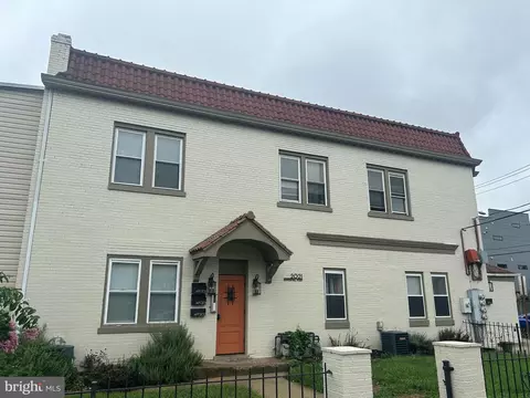 2021 Bunker Hill Rd NE, Washington, DC 20018