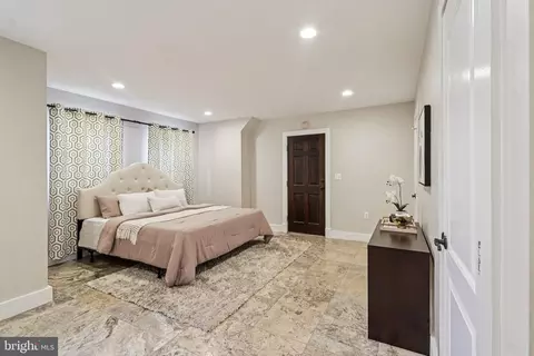 Bedroom - 1409 G St NE #2, Washington, DC 20002 photo 3 of 8
