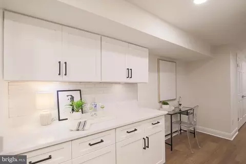 220 4th St SE #1, Washington, DC 20003 photo 24