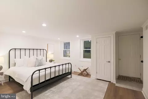 220 4th St SE #1, Washington, DC 20003 photo 34