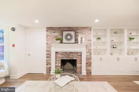 220 4th St SE #1, Washington, DC 20003 photo 16