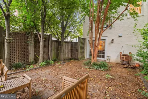 Exterior - 3301 NW Dent Pl NW, Washington, DC 20007 photo 3 of 5