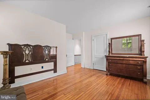 Bedroom - 3301 NW Dent Pl NW, Washington, DC 20007 photo 4 of 4