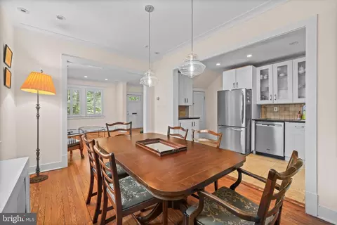 Dining - 3301 NW Dent Pl NW, Washington, DC 20007 photo 4 of 4