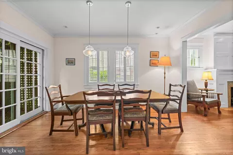 Dining - 3301 NW Dent Pl NW, Washington, DC 20007 photo 1 of 4