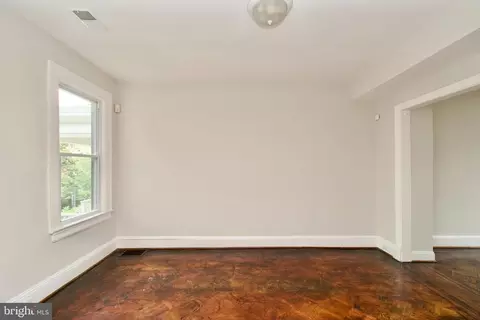 116 Todd Pl NE, Washington, DC 20002 photo 5