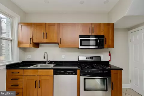 116 Todd Pl NE, Washington, DC 20002 photo 9
