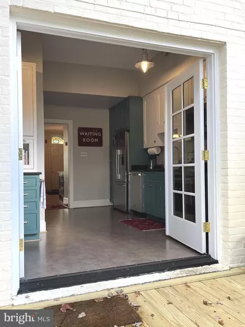 531 4th St SE, Washington, DC 20003 photo 27