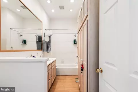 531 4th St SE, Washington, DC 20003 photo 33
