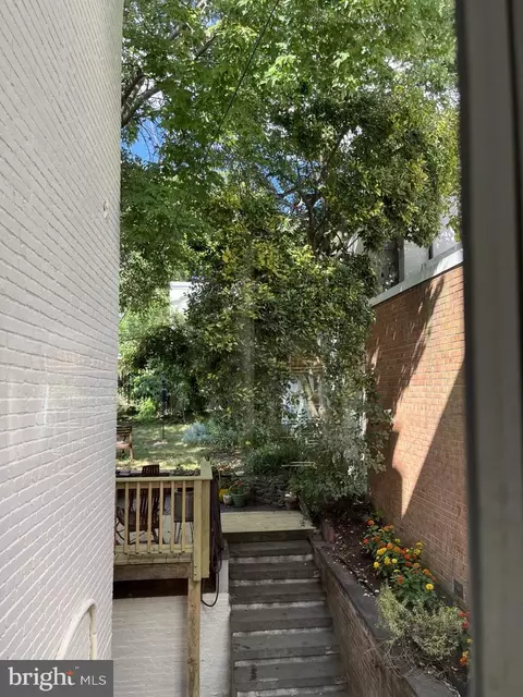 531 4th St SE, Washington, DC 20003 photo 13
