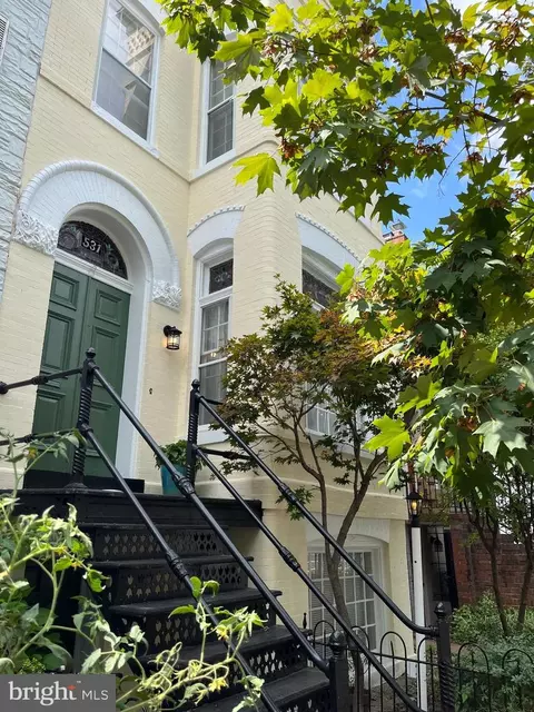 531 4th St SE, Washington, DC 20003