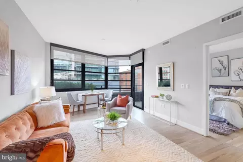 1300 4th St SE #413, Washington, DC 20003 photo 6