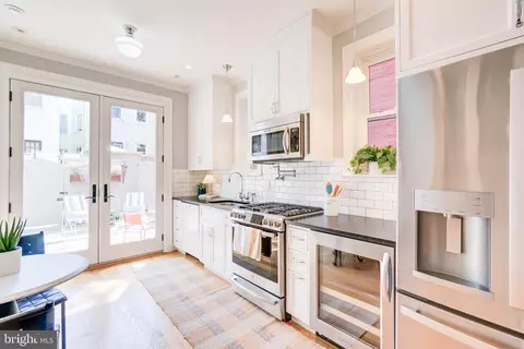 1337 Emerald St NE, Washington, DC 20002 photo 4