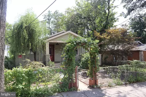 3209 E Street St SE, Washington, DC 20019