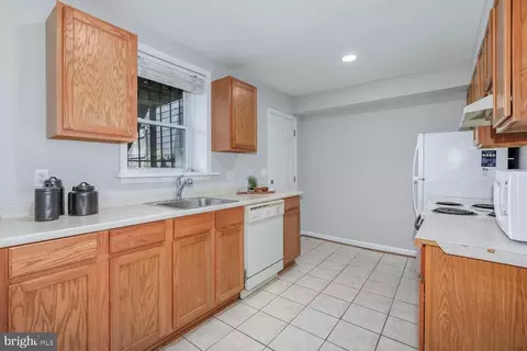 1164 5th St NE, Washington, DC 20002 photo 33