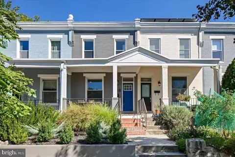 Exterior - 1618 G St SE, Washington, DC 20003 photo 6 of 9