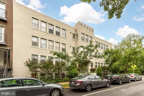 2656 15th St NW #103, Washington, DC 20009