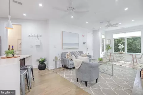 1220 Potomac Ave SE #6, Washington, DC 20003