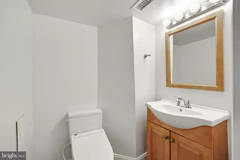 534 24th St NE, Washington, DC 20002 photo 26
