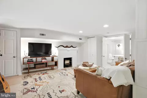 534 24th St NE, Washington, DC 20002 photo 18