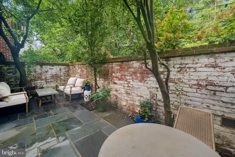 1244 28th St NW, Washington, DC 20007 photo 9