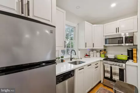 1244 28th St NW, Washington, DC 20007 photo 5
