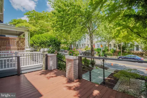 2036 37th St NW, Washington, DC 20007 photo 10