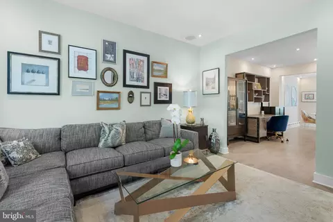 2036 37th St NW, Washington, DC 20007 photo 17
