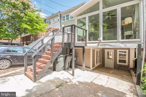 2036 37th St NW, Washington, DC 20007 photo 58