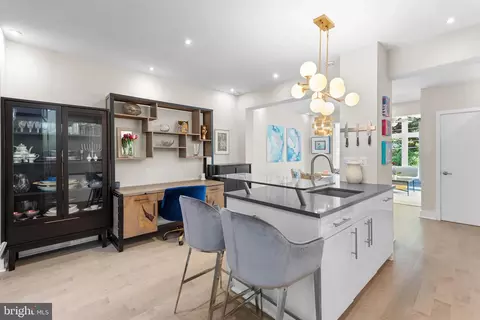 2036 37th St NW, Washington, DC 20007 photo 21