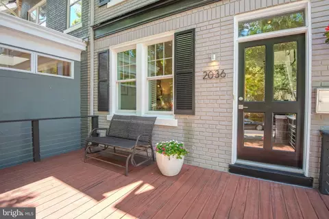 2036 37th St NW, Washington, DC 20007 photo 9