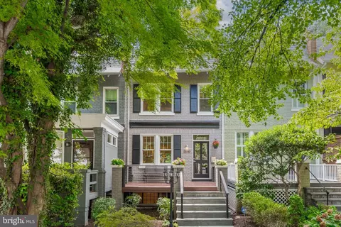 2036 37th St NW, Washington, DC 20007 photo 6