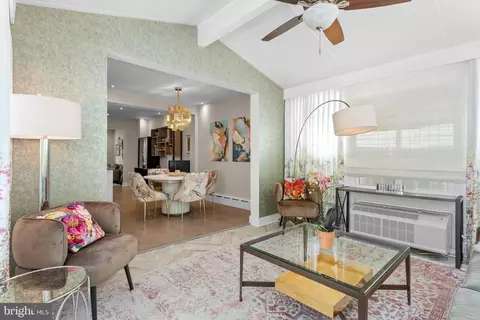 2036 37th St NW, Washington, DC 20007 photo 30