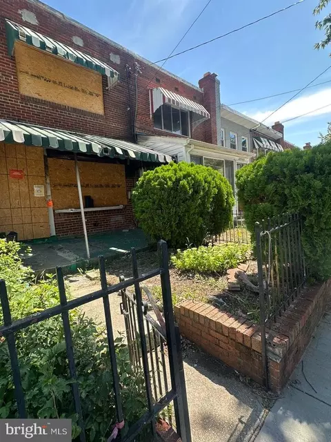 2241 16th St NE, Washington, DC 20018