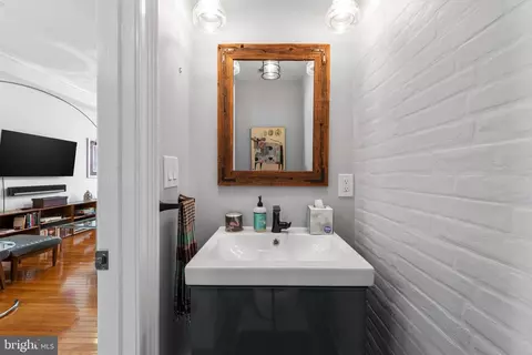 Other - 15 Seaton Pl NE #2, Washington, DC 20002 photo 6 of 9