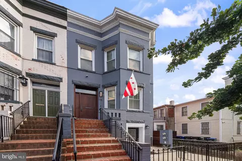 15 Seaton Pl NE #2, Washington, DC 20002