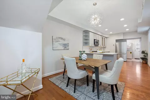 Dining - 1507 C St SE, Washington, DC 20003 photo 1 of 3