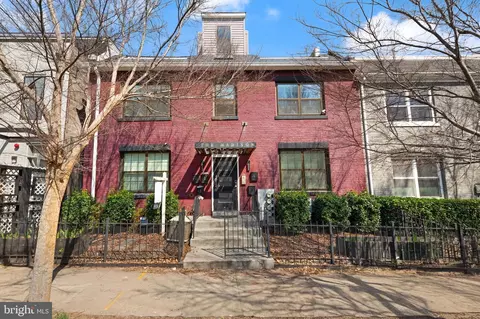 1812 D St NE #1, Washington, DC 20002