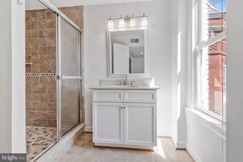 334 E Street St NE, Washington, DC 20002 photo 23