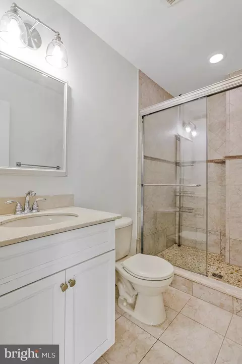 334 E Street St NE, Washington, DC 20002 photo 26