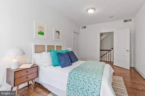 334 E Street St NE, Washington, DC 20002 photo 17
