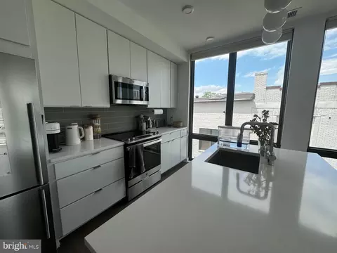 Kitchen - 1999 9 12 St NW #303, Washington, DC 20001 photo 1 of 1